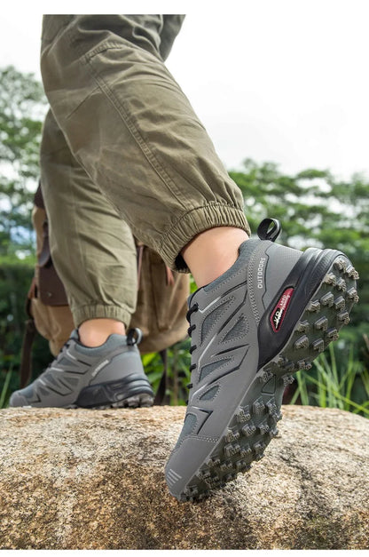 Men's Outdoor Waterproof Leather Hiking Shoes